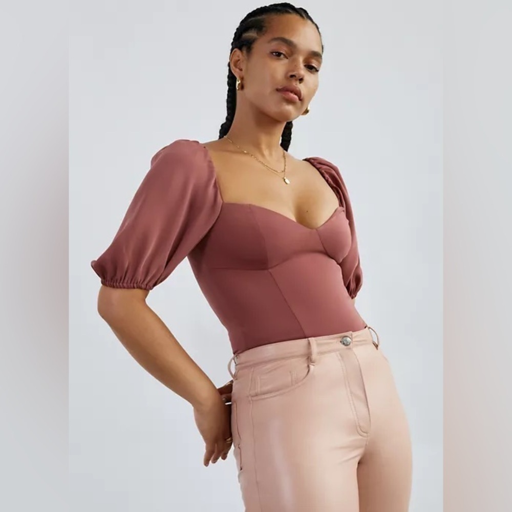 Aritzia Wilfred Novella Short Sleeve Blouse